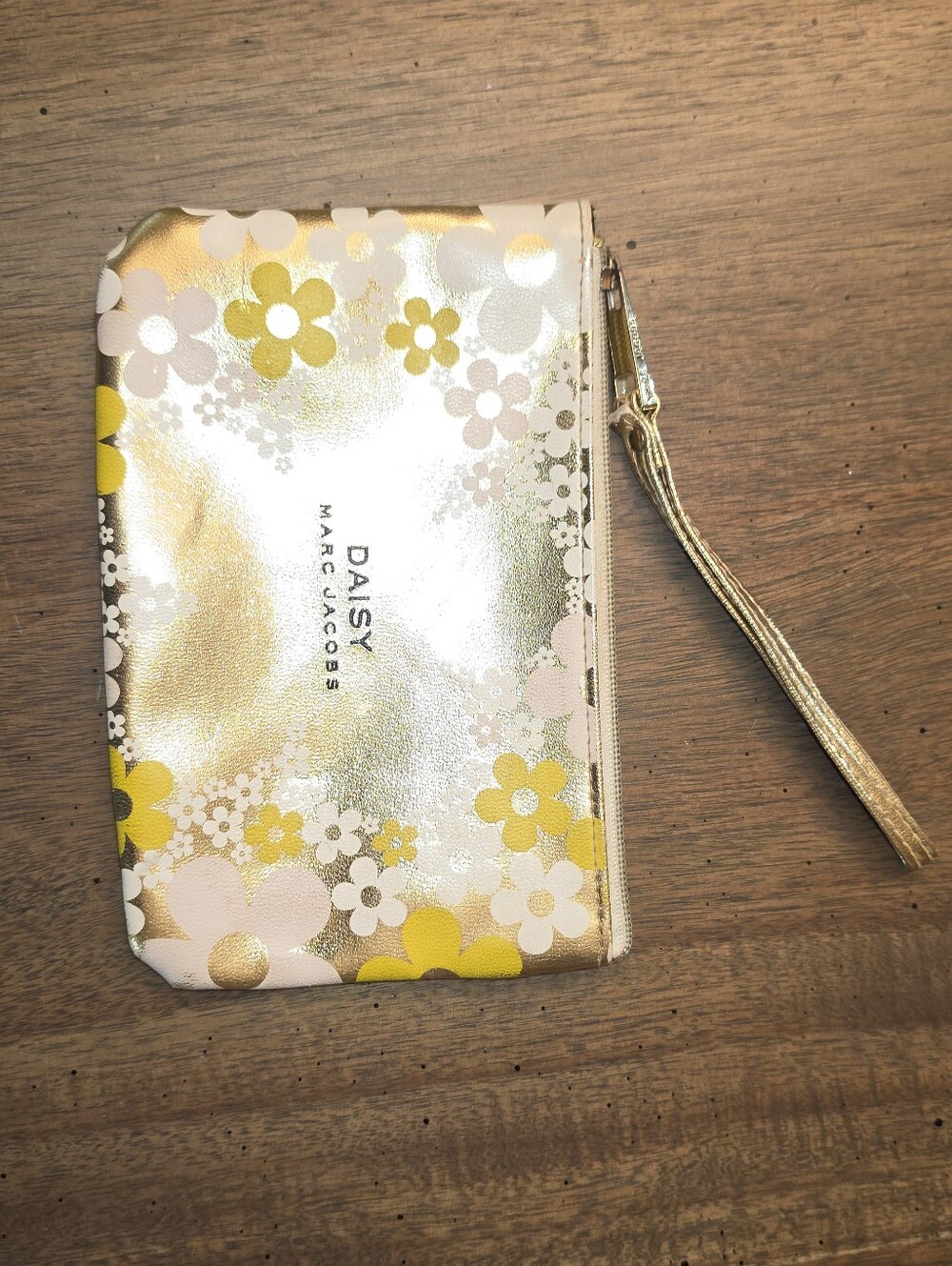 Daisy Marc Jacobs Pouch
